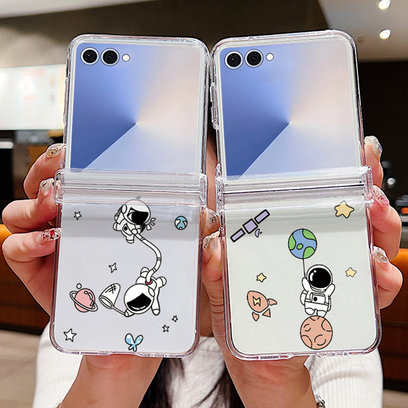 Phone Cases Z Flip 7 - Astronauts Pattern Folding Phone Case For